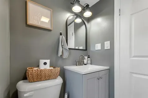 9 Cole Street Hampton NH 03840