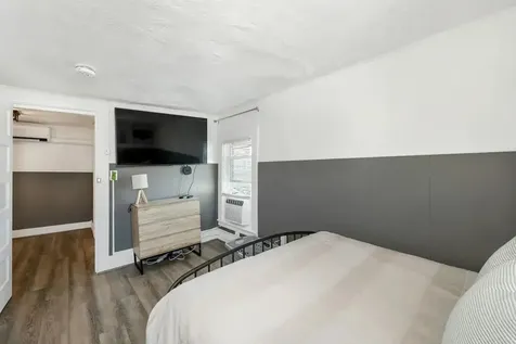 9 Cole Street Hampton NH 03842