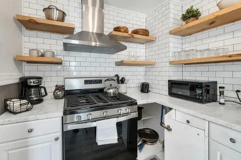 9 Cole Street Hampton NH 03842