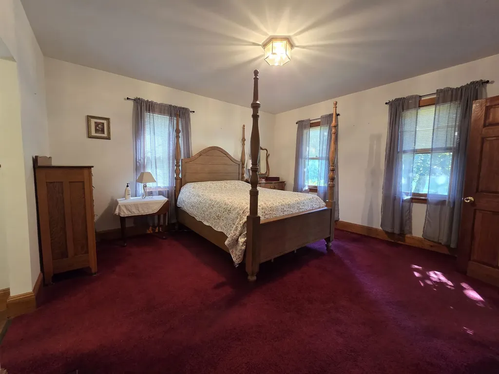 1065 Higgins Hill Road St. Johnsbury VT 05819