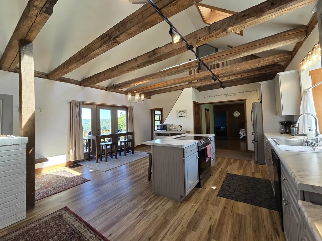 1065 Higgins Hill Road St. Johnsbury VT 05819