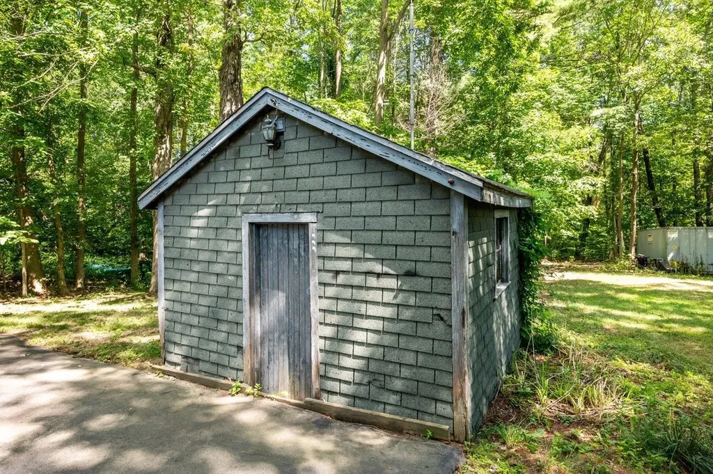 108 Linden Street Exeter NH 03833