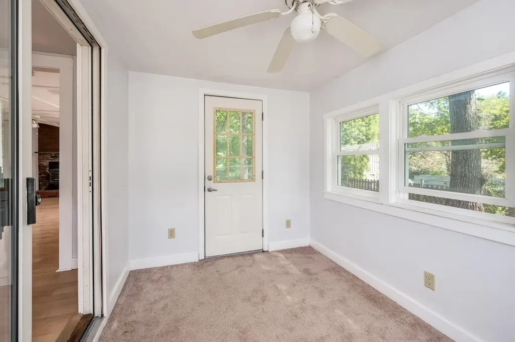 108 Linden Street Exeter NH 03833