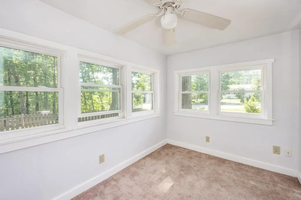 108 Linden Street Exeter NH 03833