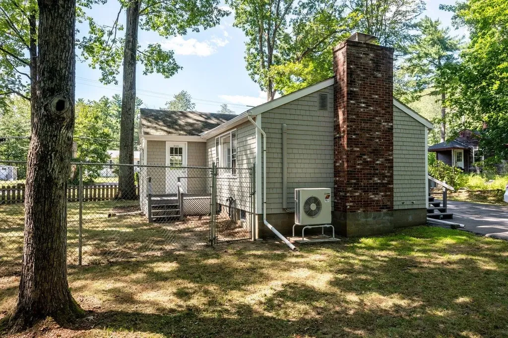 108 Linden Street Exeter NH 03833