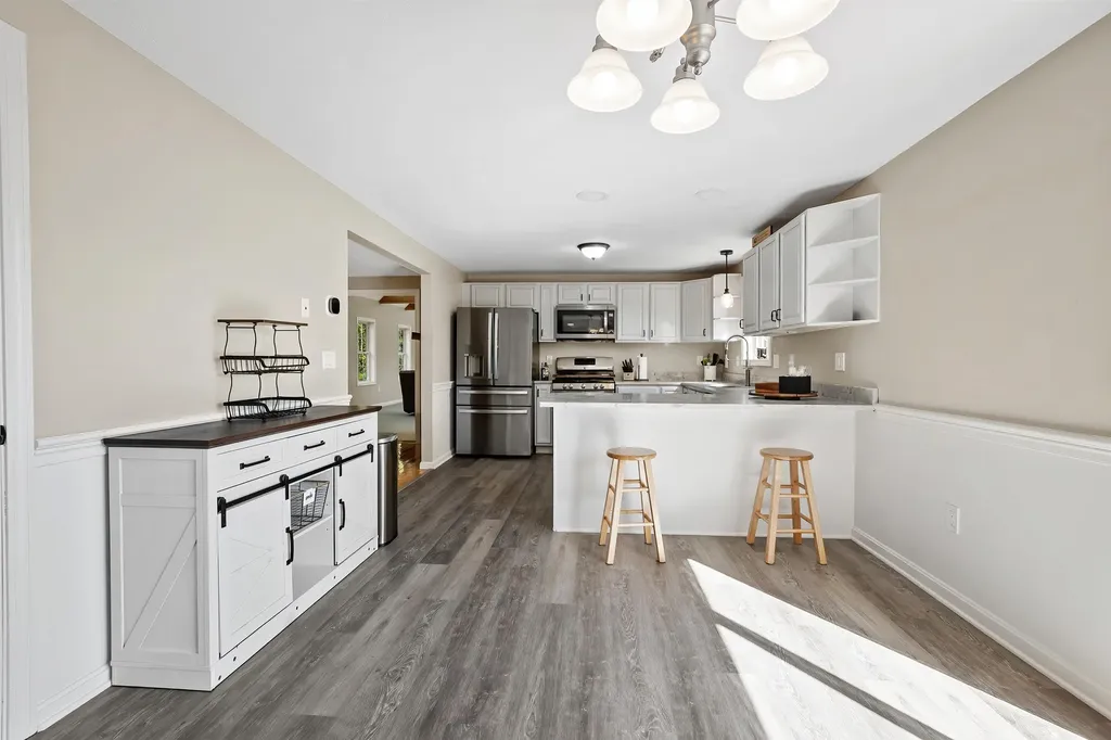 77 Gould Road Weare NH 03281