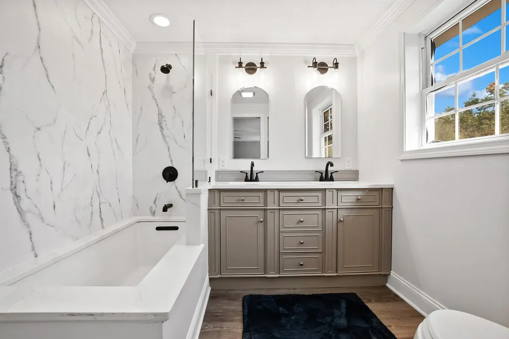 77 Gould Road Weare NH 03281