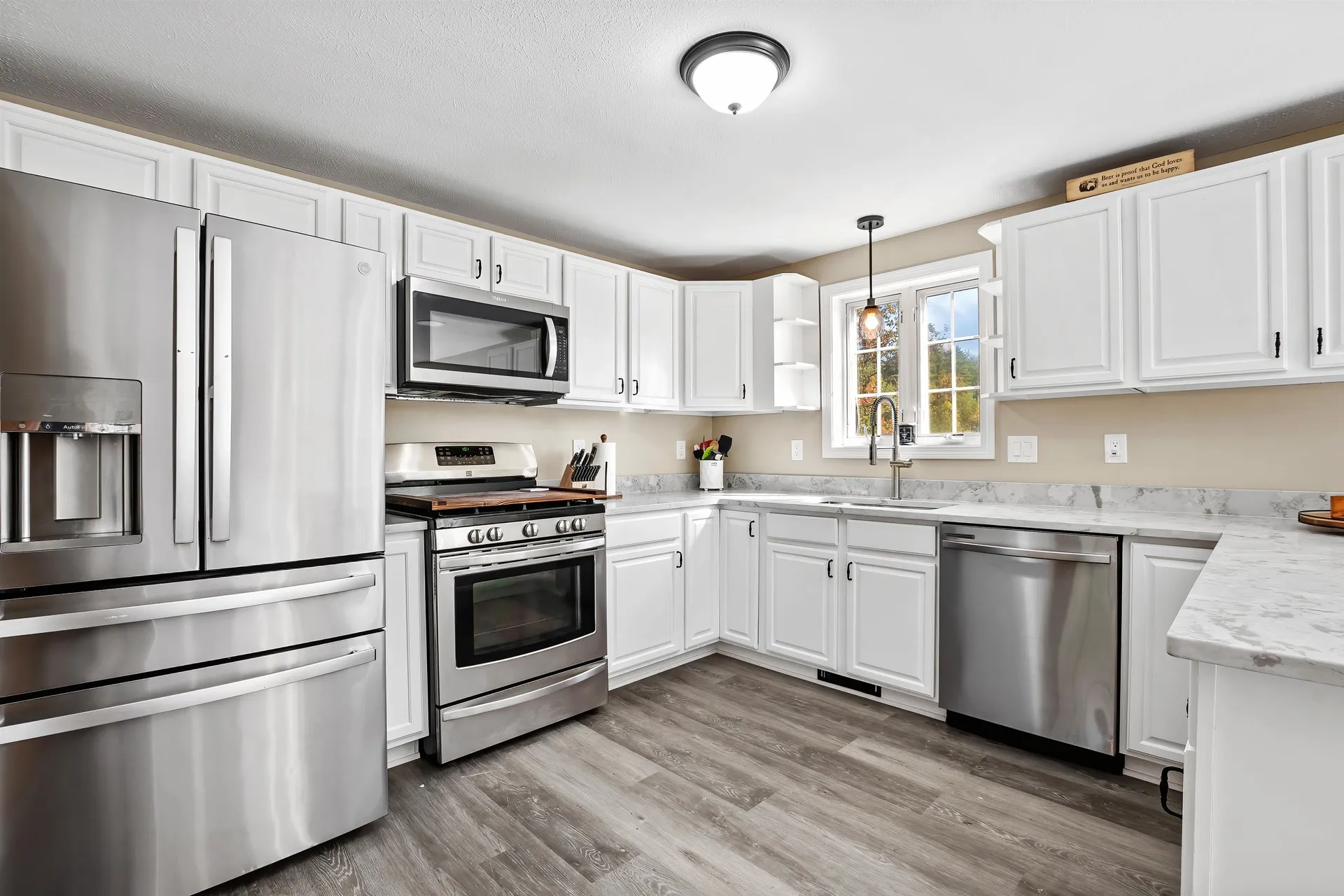 77 Gould Road Weare NH 03281