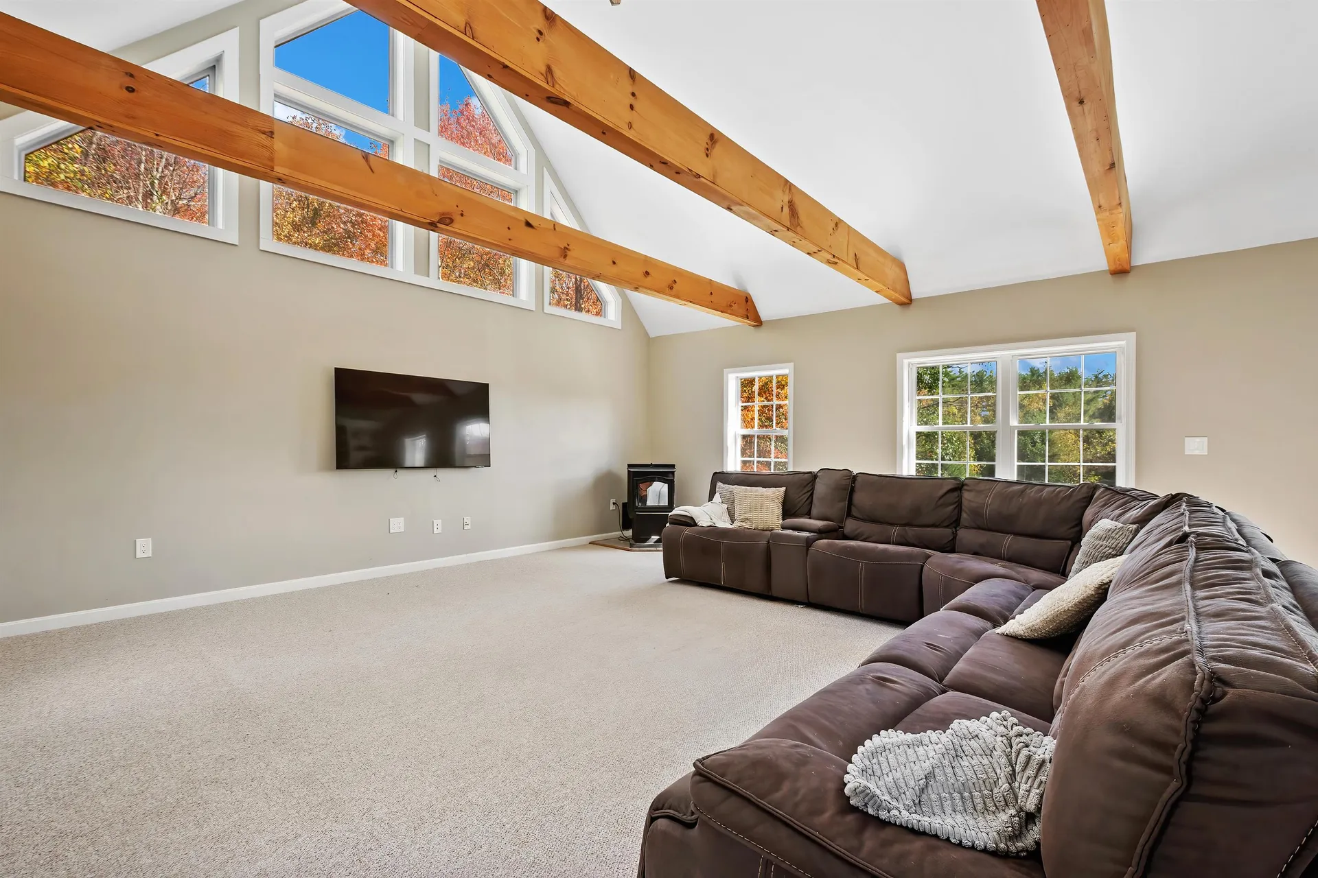 77 Gould Road Weare NH 03281