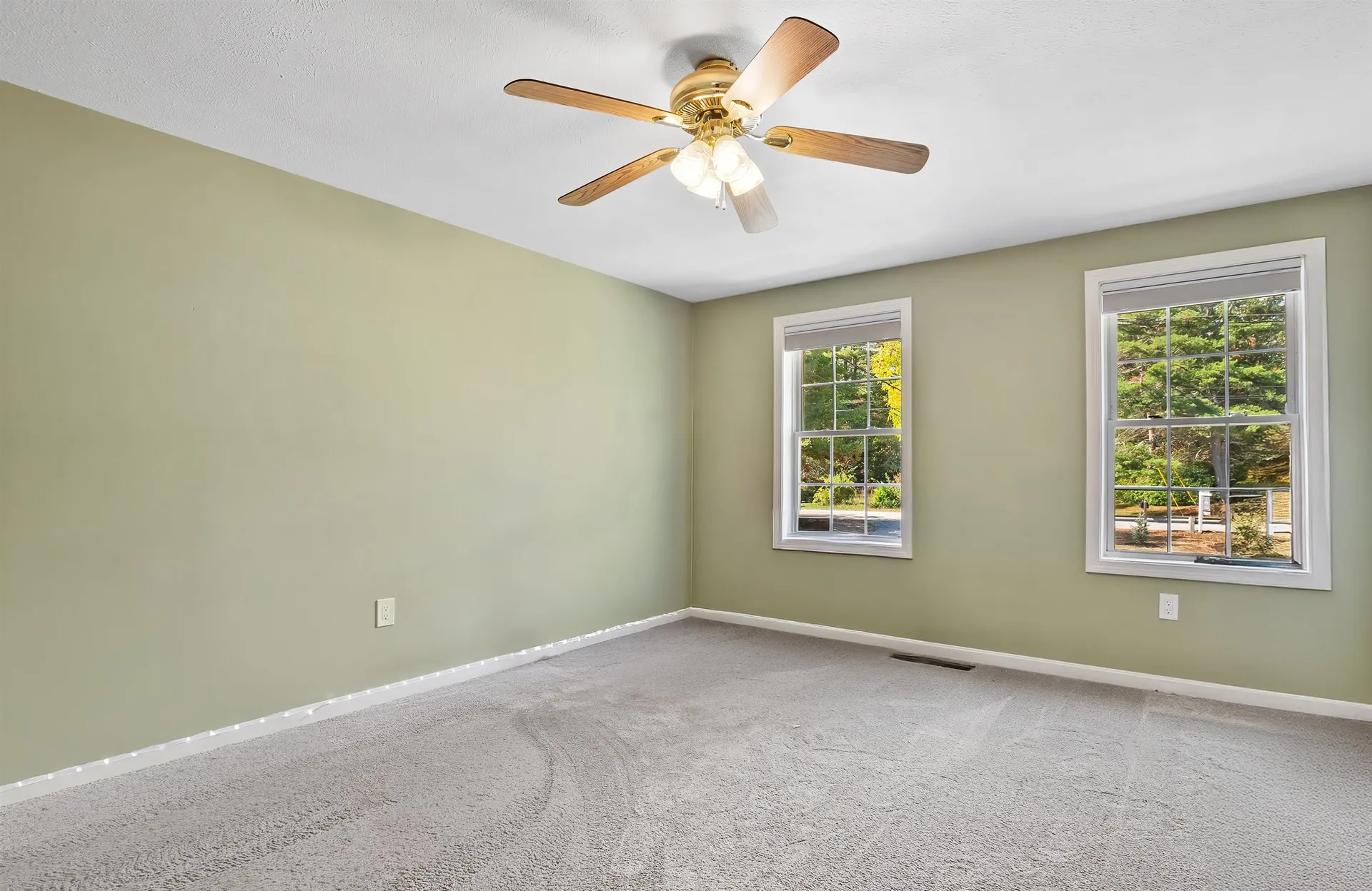 77 Gould Road Weare NH 03281