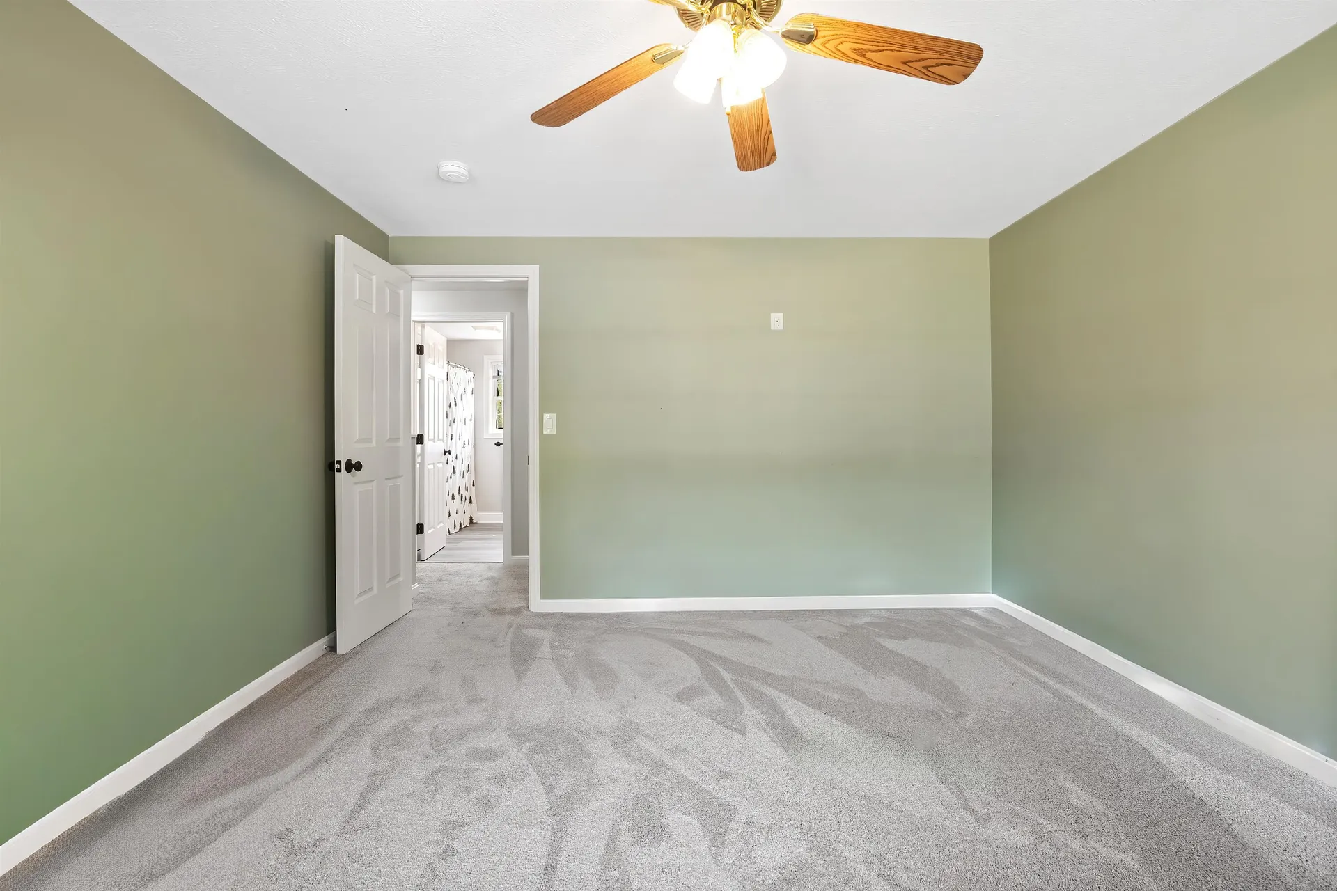 77 Gould Road Weare NH 03281