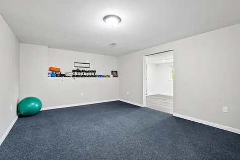 77 Gould Road Weare NH 03281