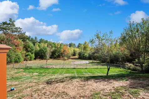 77 Gould Road Weare NH 03281