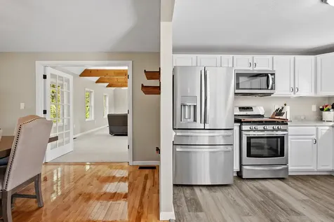 77 Gould Road Weare NH 03281