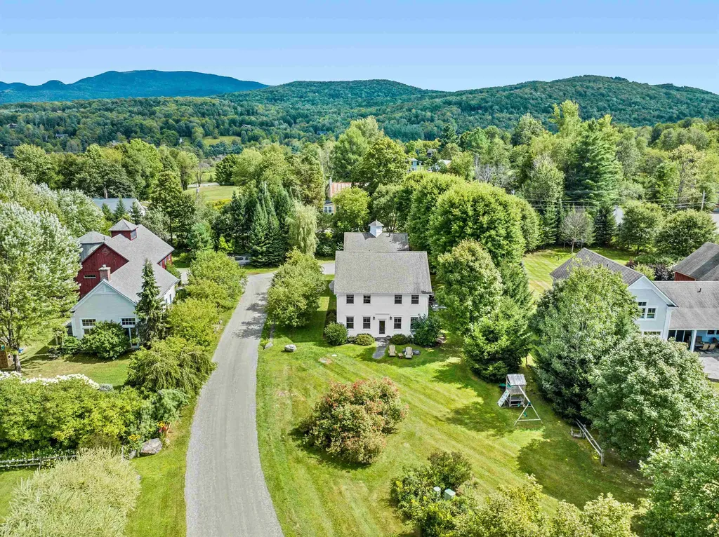 85 Smith Falls Lane Stowe VT 05672