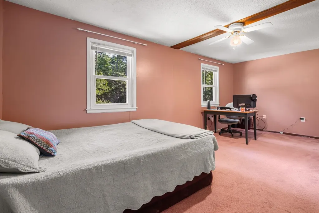 30 Diamond Lane Goffstown NH 03045