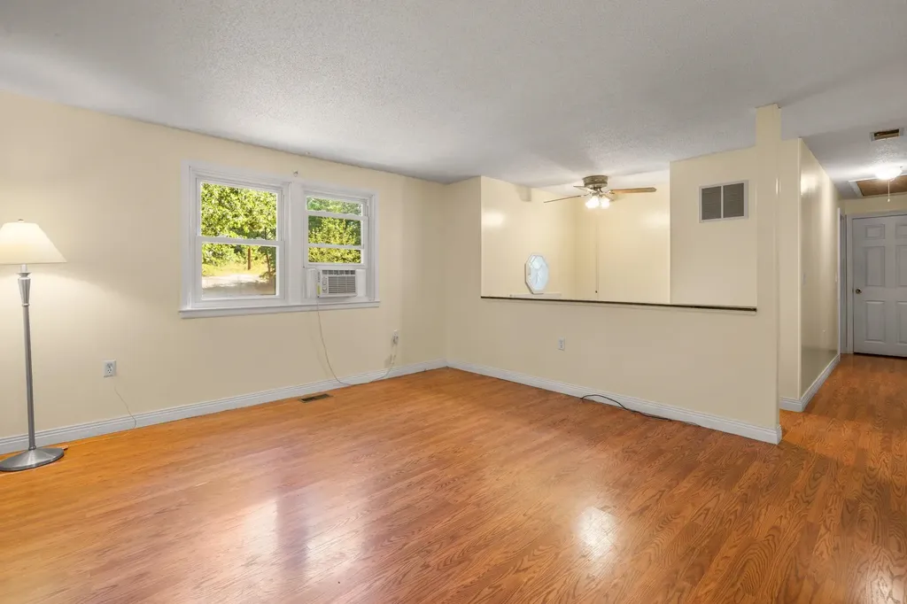 30 Diamond Lane Goffstown NH 03045