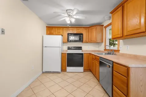 30 Diamond Lane Goffstown NH 03045