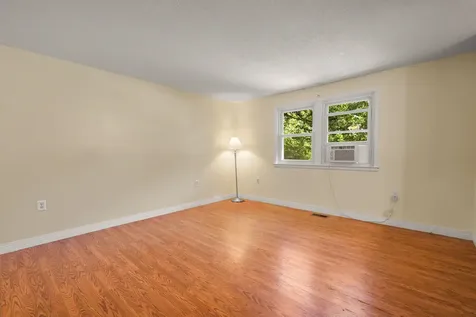 30 Diamond Lane Goffstown NH 03045