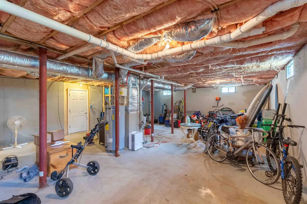 28 Palmetto Lane Laconia NH 03246