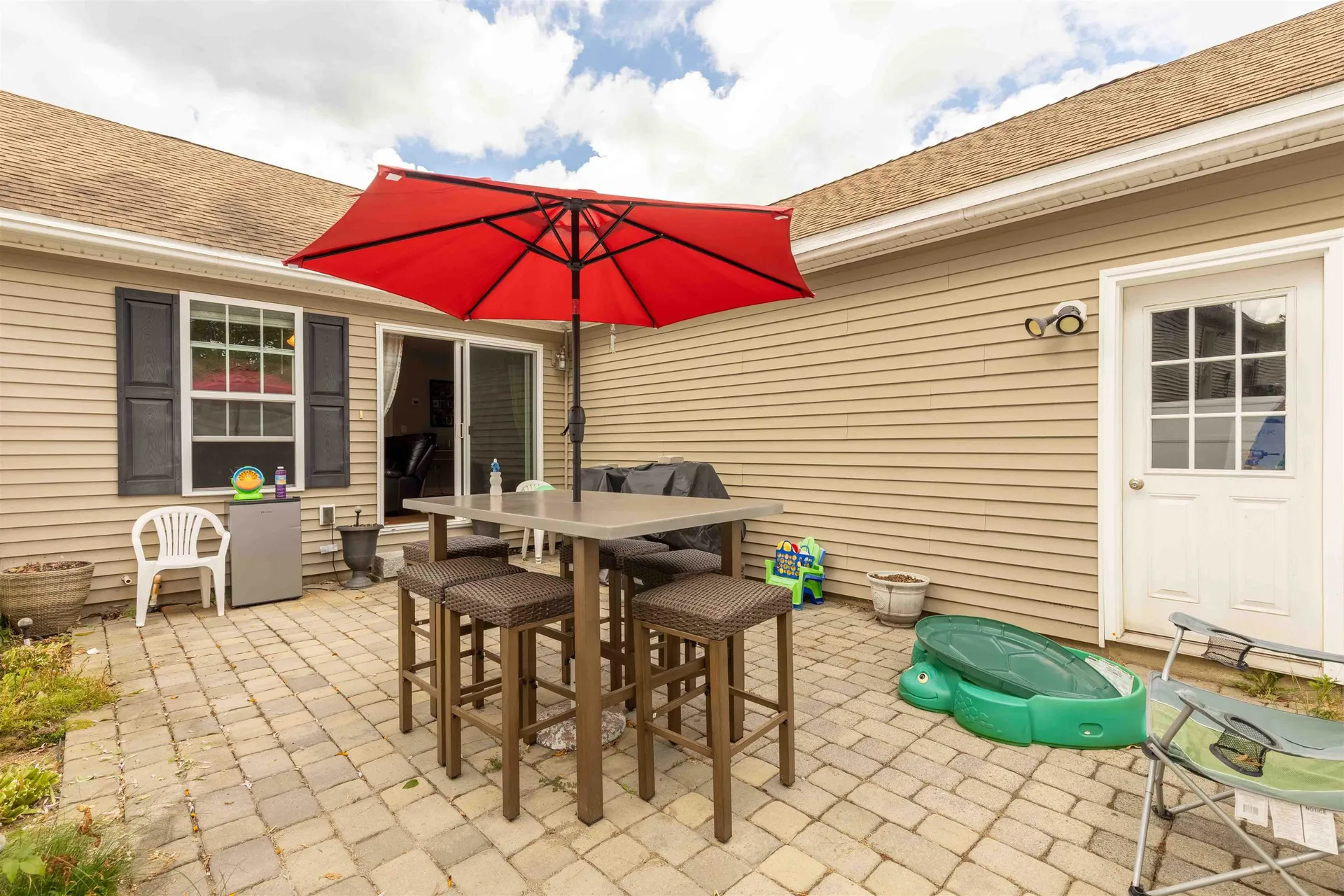 28 Palmetto Lane Laconia NH 03246