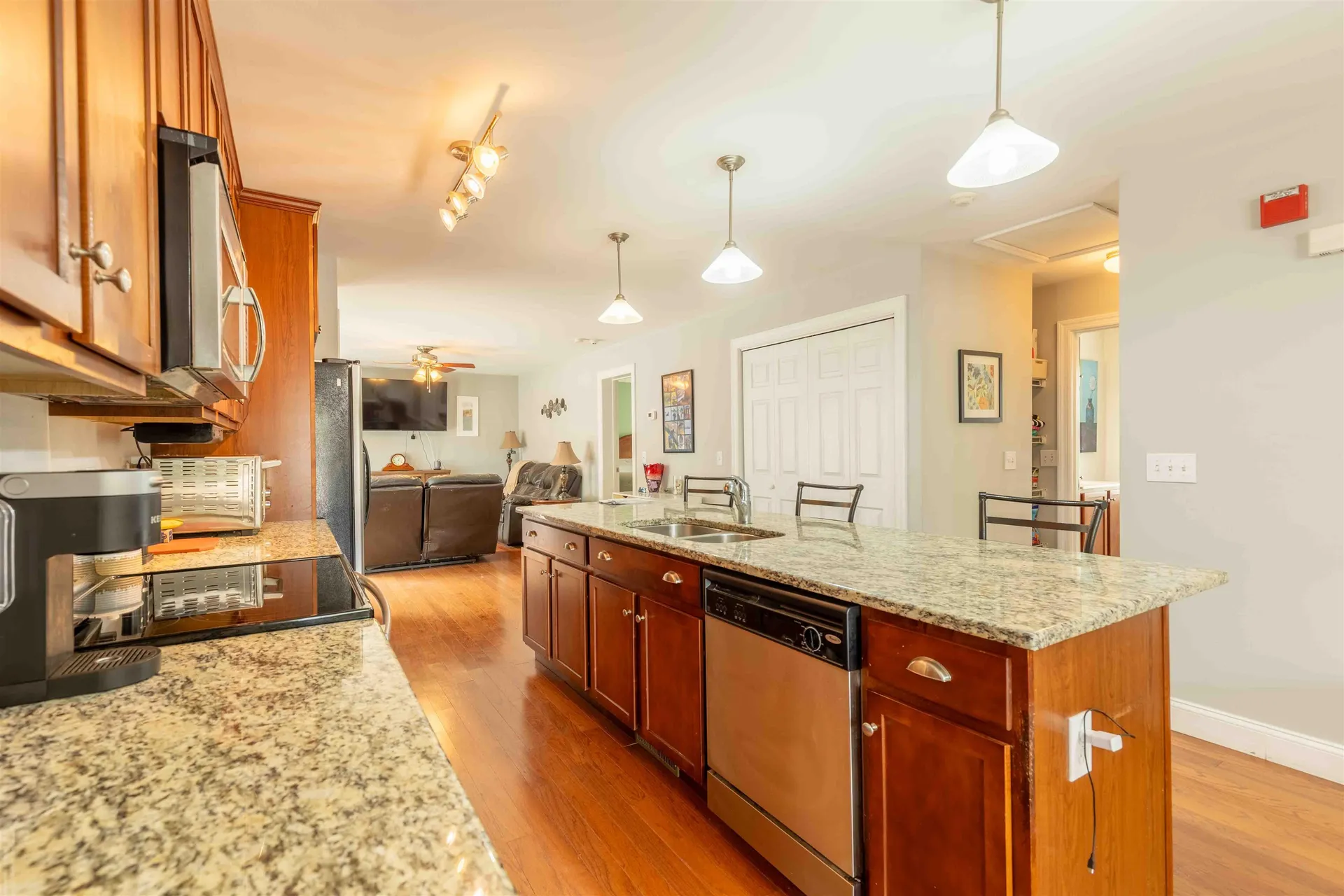 28 Palmetto Lane Laconia NH 03246