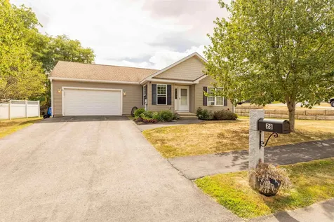 28 Palmetto Lane Laconia NH 03246