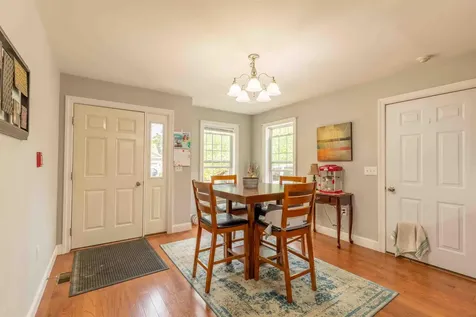 28 Palmetto Lane Laconia NH 03246