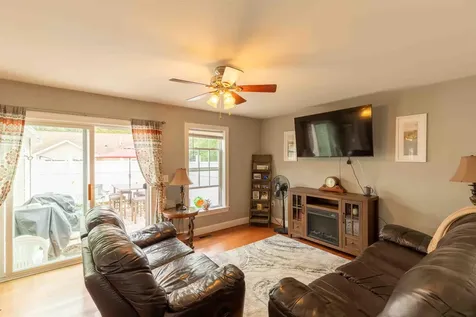 28 Palmetto Lane Laconia NH 03246