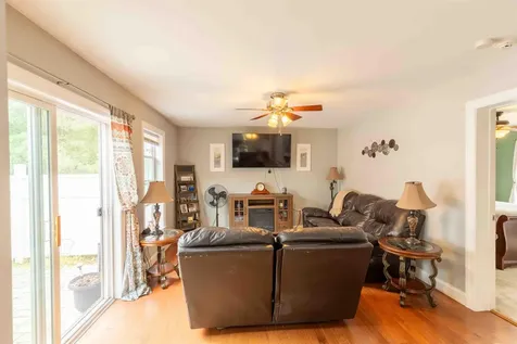 28 Palmetto Lane Laconia NH 03246