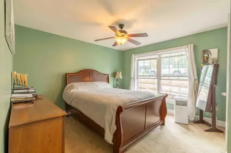 28 Palmetto Lane Laconia NH 03246