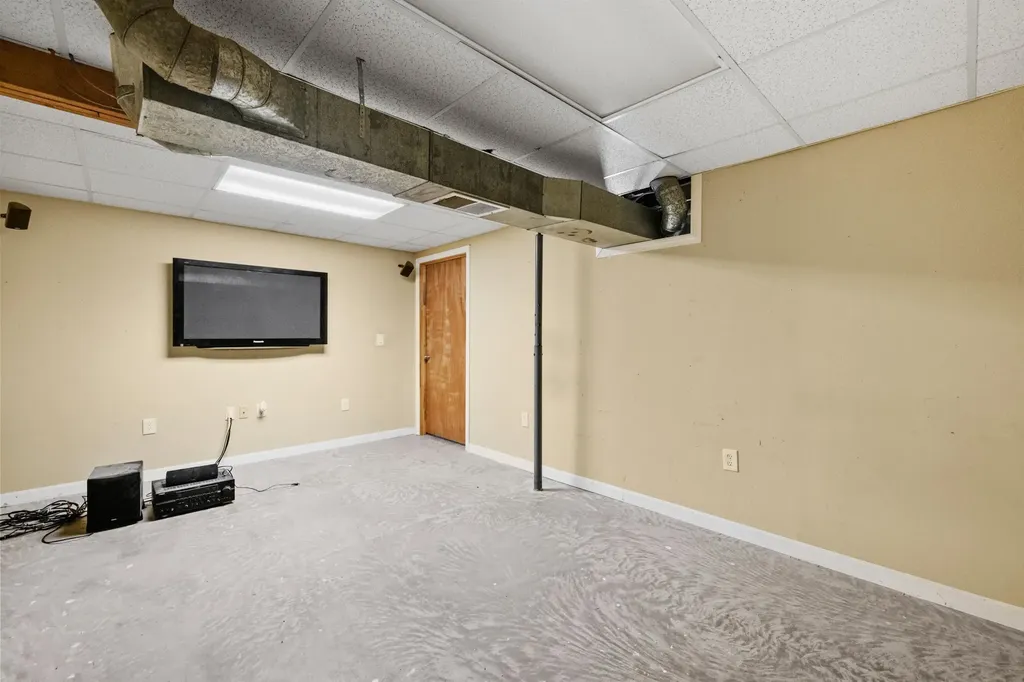 185 Highland Avenue Lisbon NH 03585