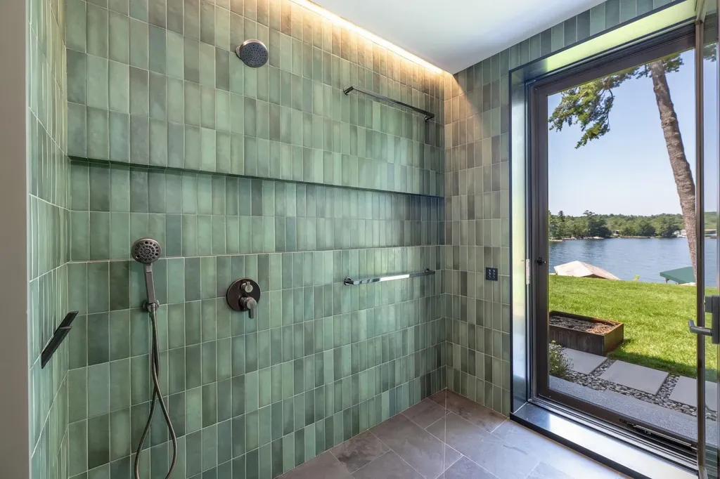 164 Edgewater Drive Gilford NH 03249