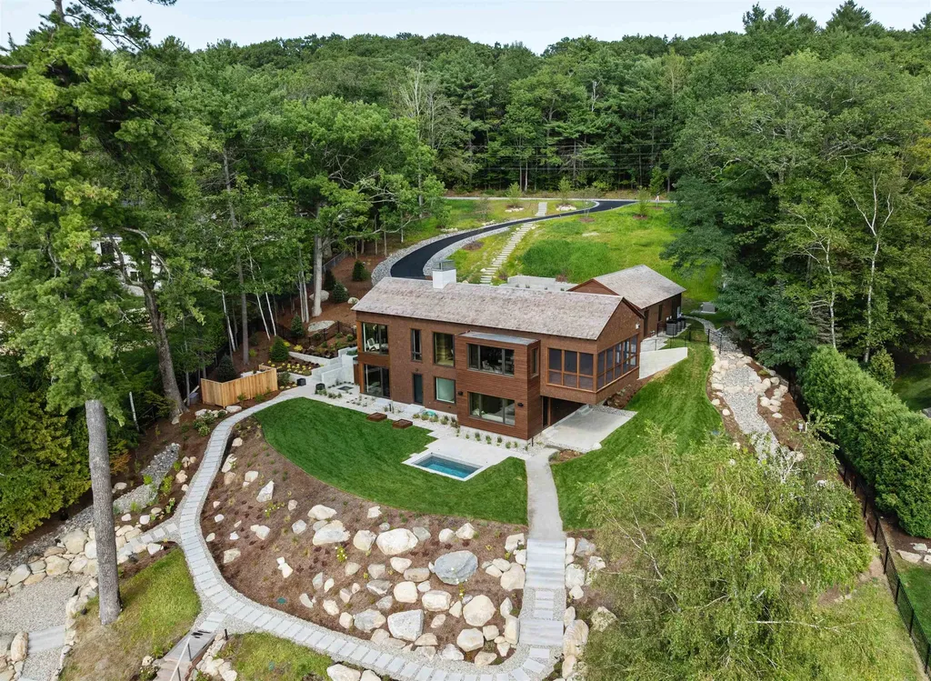 164 Edgewater Drive Gilford NH 03249