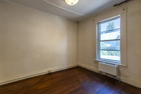 26 Main Street Chester VT 05143