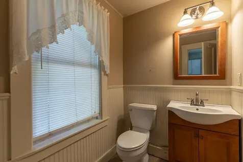 26 Main Street Chester VT 05143