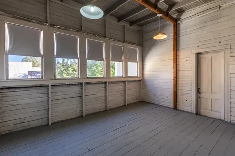 26 Main Street Chester VT 05143