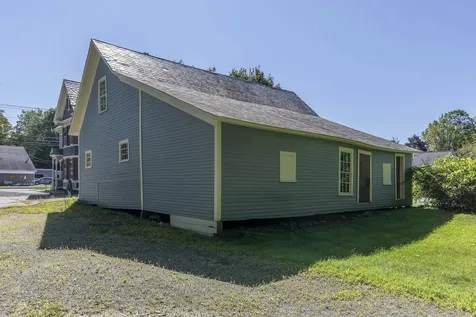 26 Main Street Chester VT 05143