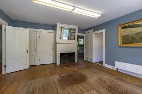 26 Main Street Chester VT 05143