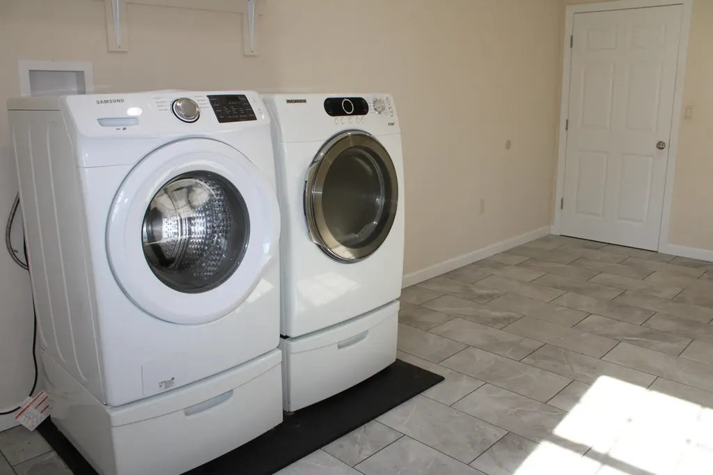 71 Cobb Lane Clarendon VT 05959