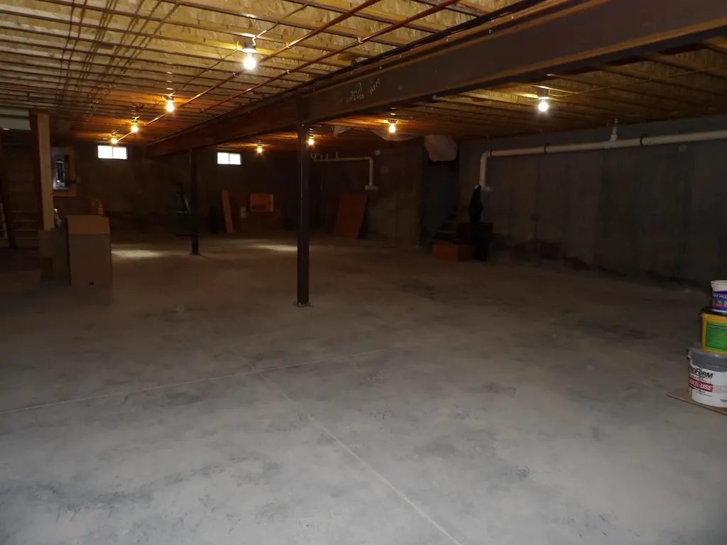 71 Cobb Lane Clarendon VT 05959