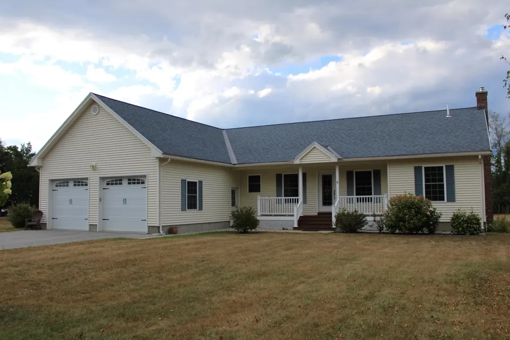 71 Cobb Lane Clarendon VT 05959