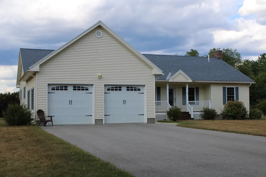 71 Cobb Lane Clarendon VT 05959