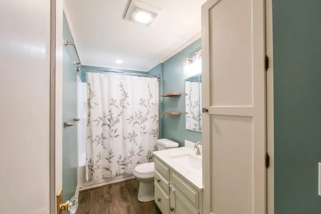 124 East Proctor Road Rutland Town VT 05736