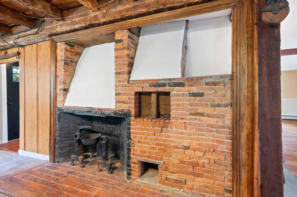 132 Maple Avenue Atkinson NH 03811