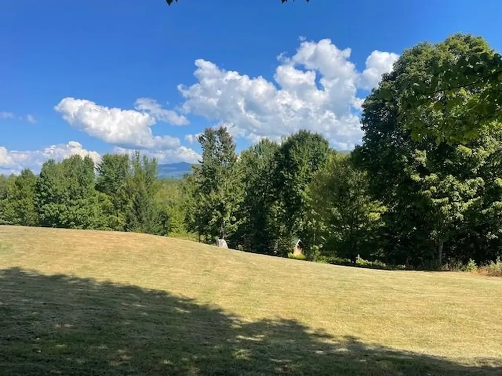 85 Jason Avenue Jefferson NH 03583