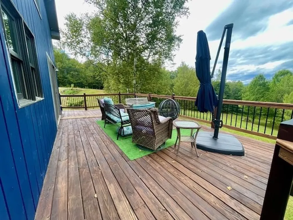 85 Jason Avenue Jefferson NH 03583