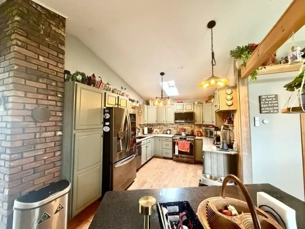 85 Jason Avenue Jefferson NH 03583