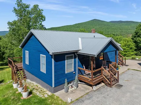 85 Jason Avenue Jefferson NH 03583