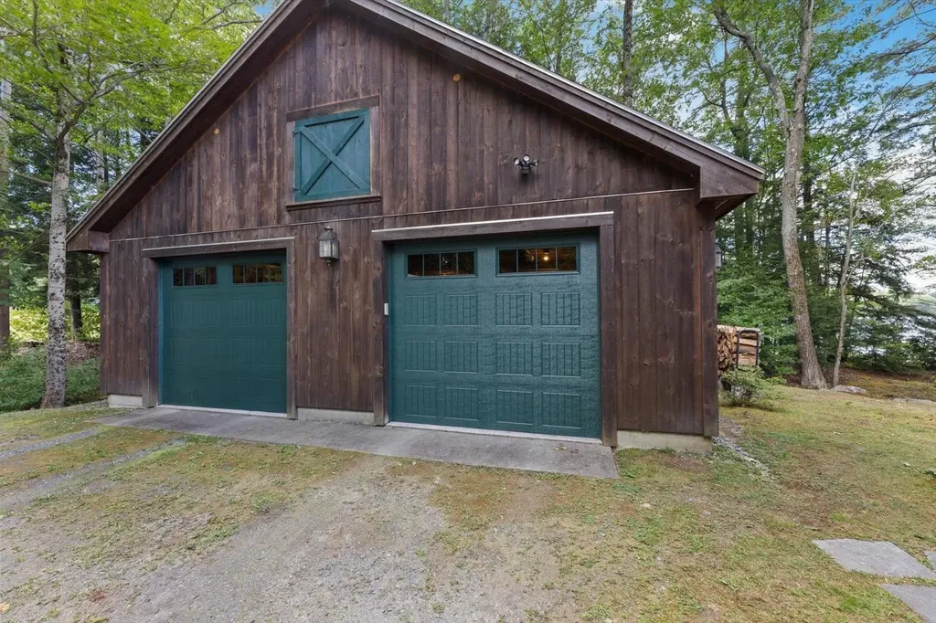 31 Moose Lane Rindge NH 03461